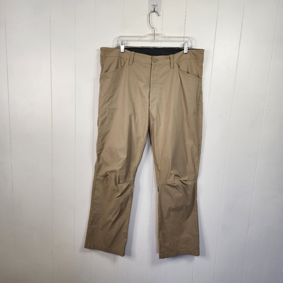 Eddie Bauer Mens Tech Pants Beige Tan Size 38x30 Hiking Outdoors UPF50 Active - Picture 2 of 11